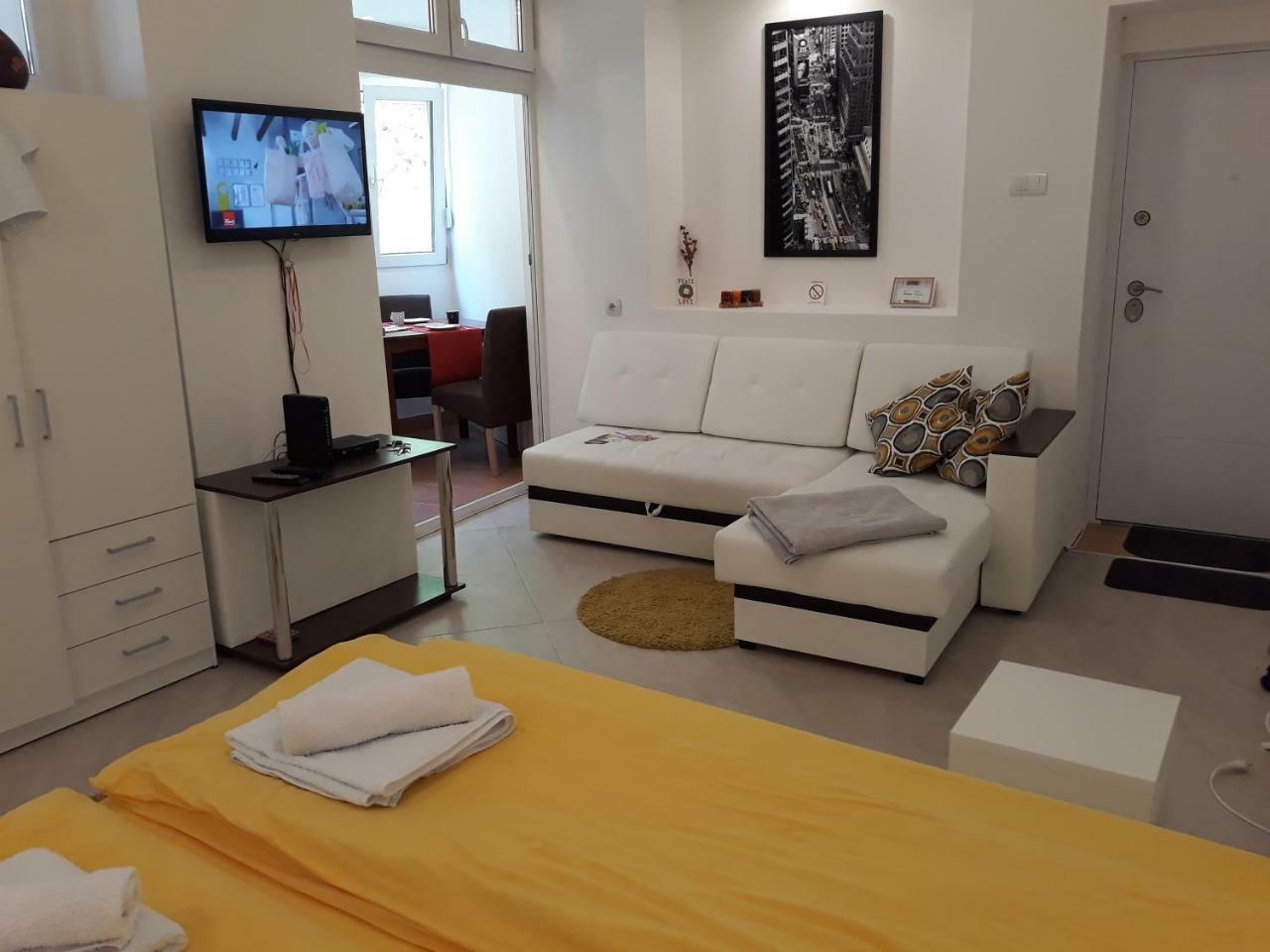 Apartamento White Pearl Belgrado Exterior foto